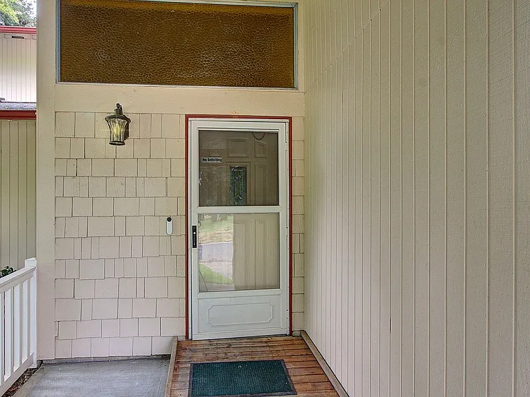12709 NE 5th St — Photo 3