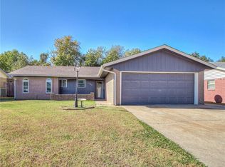 1104 Cherrywood Ln, Yukon, OK 73099