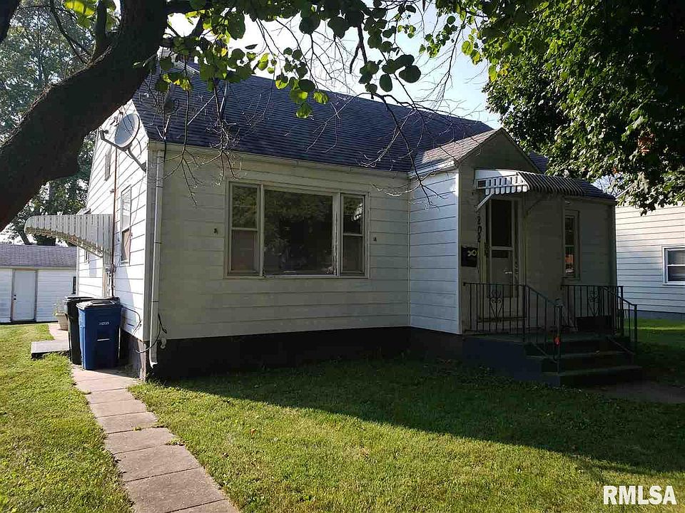 1st image of 202 N I St