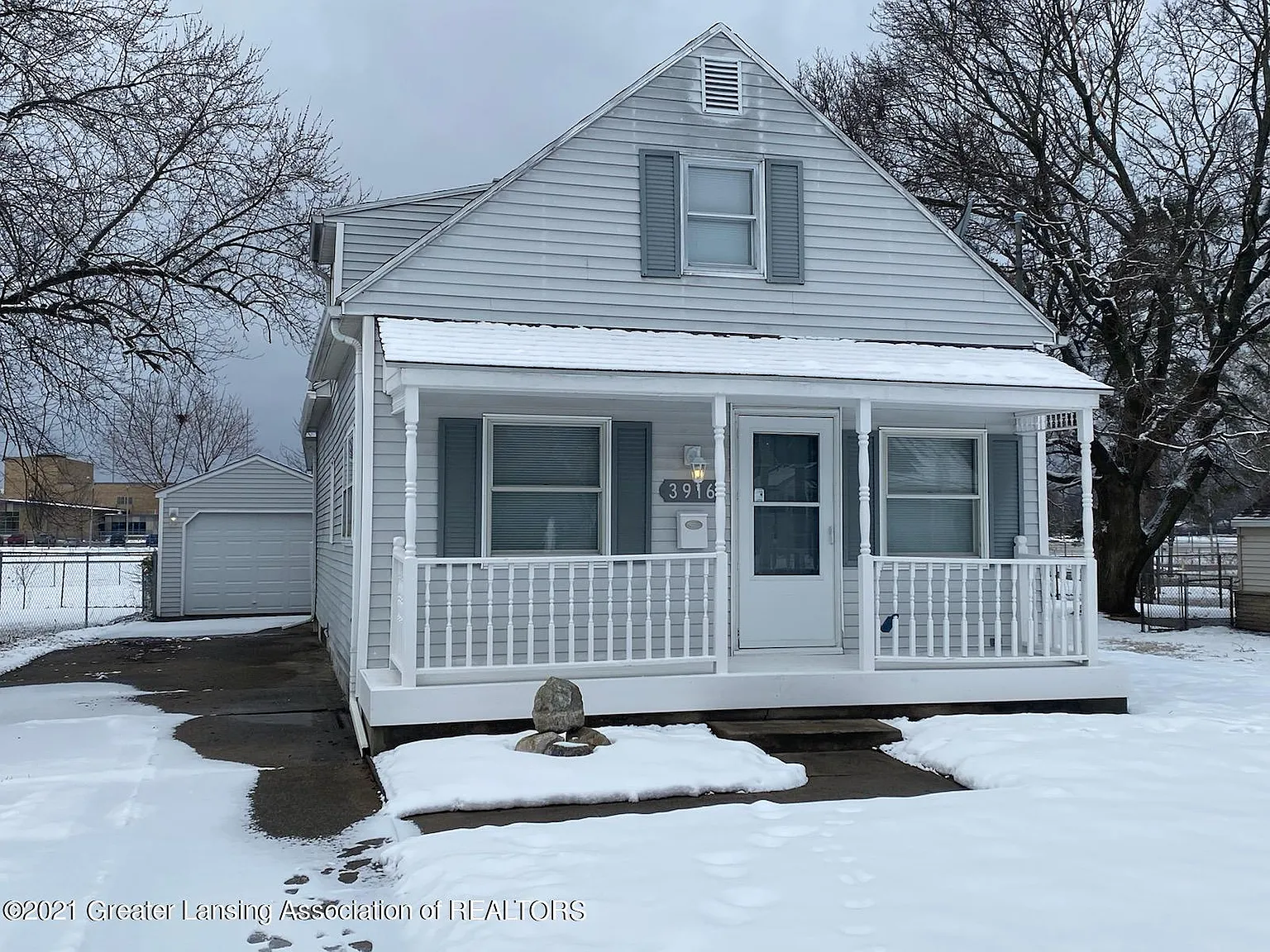 3916 Stabler St photo 1