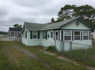 7 Barnes St, Wareham, MA 02571