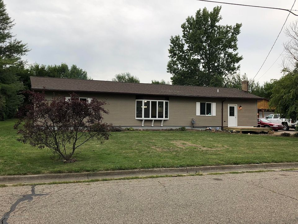 1st image of 132 Van Lieu St