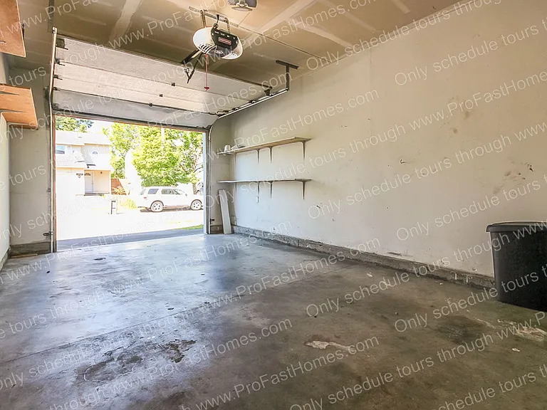 12530 SE Taggart St — Photo 19