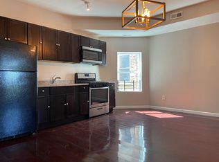 4011 S Calumet Ave APT 3, Chicago, IL 60653