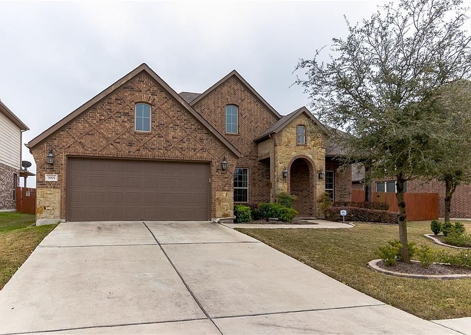 1st image of 3901 Hidden Harbor Dr