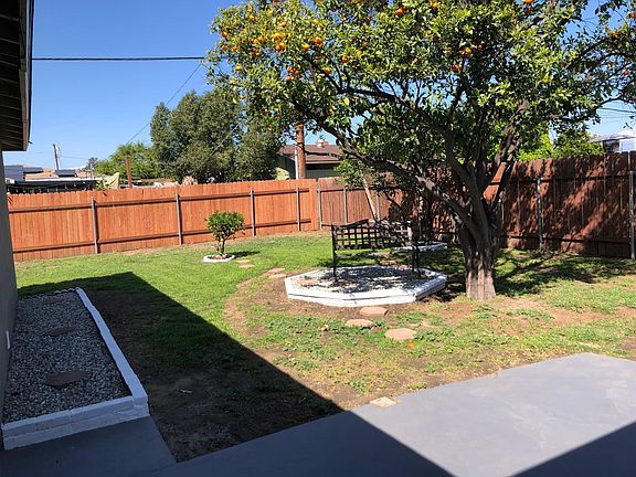 4th image of 2019 E Garvey Ave N