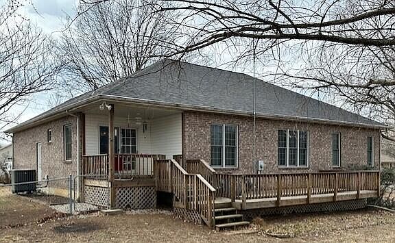 3rd image of 314 Hillcrest Drive