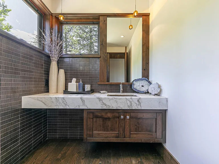 9500 Dunsmuir Way — Photo 35