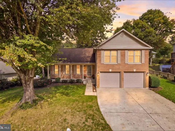 9302 Janphil Ln, Springfield, VA 22153