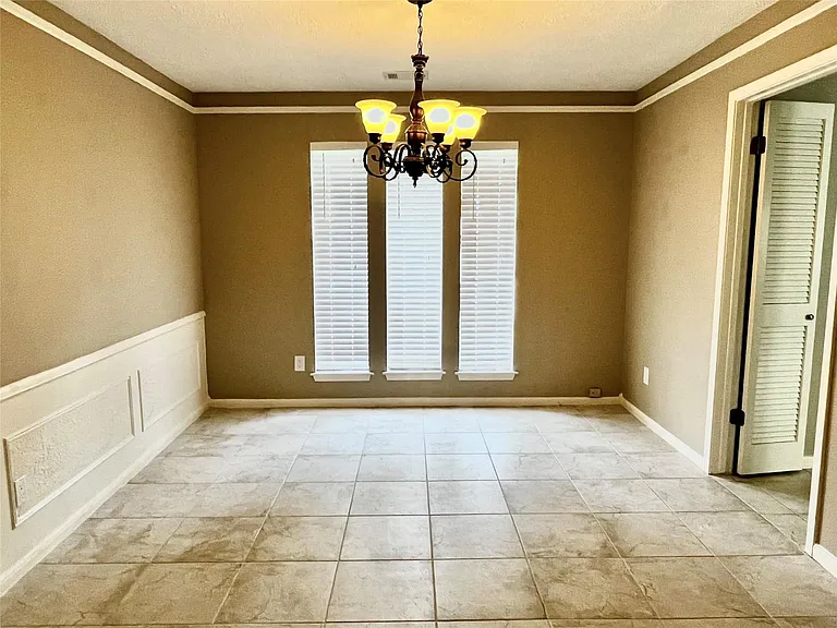 17527 Forest Mist Dr — Photo 5