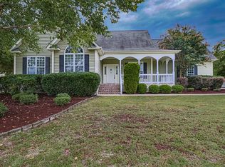 402 Morgan Trace Ln, Goldsboro, NC 27530