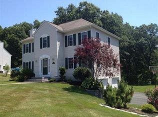 9 Bramble Hill Rd, Methuen, MA 01844