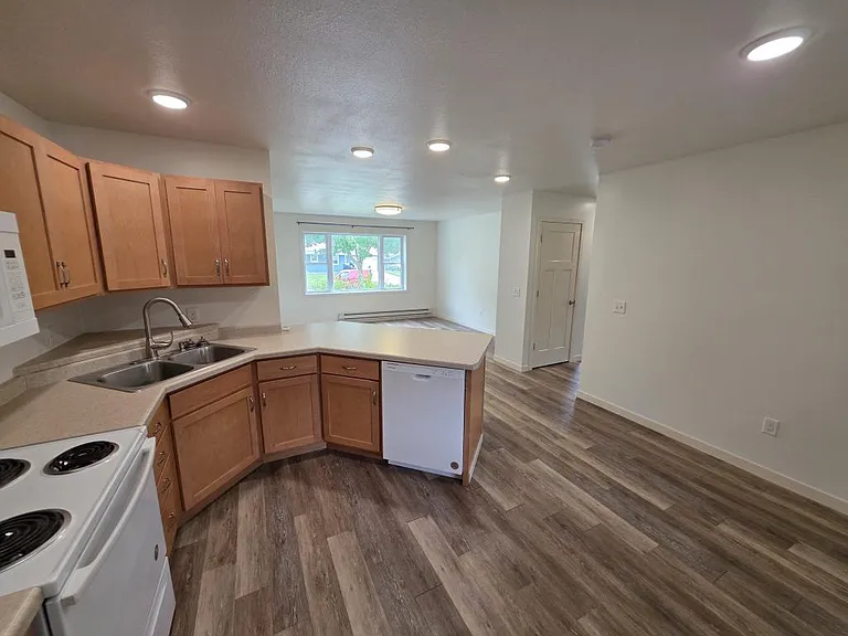 1315 Butts Ave #1 — Photo 17