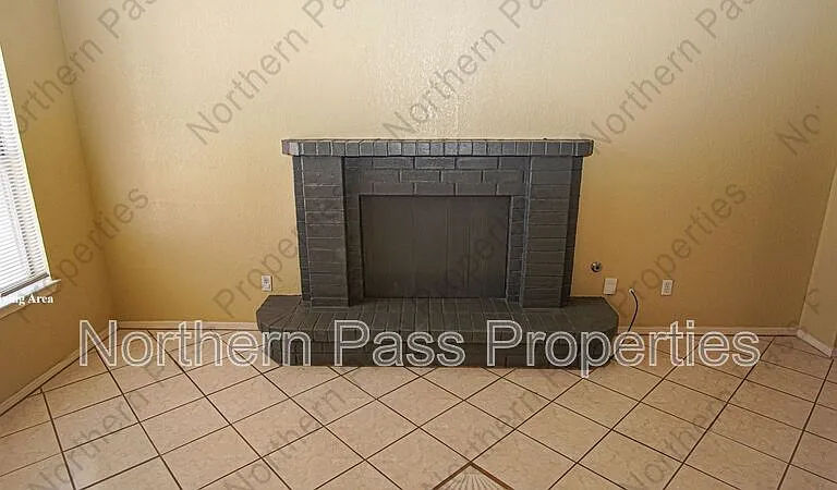 12107 Valley Quail Dr — Photo 5