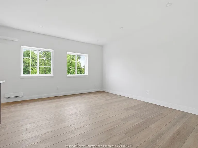 133 Laird Ave #203 — Photo 5