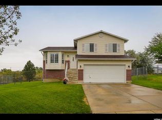 2862 W 4200 S, Roy, UT 84067