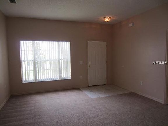 2nd image of 1012 Dartmoor Pl