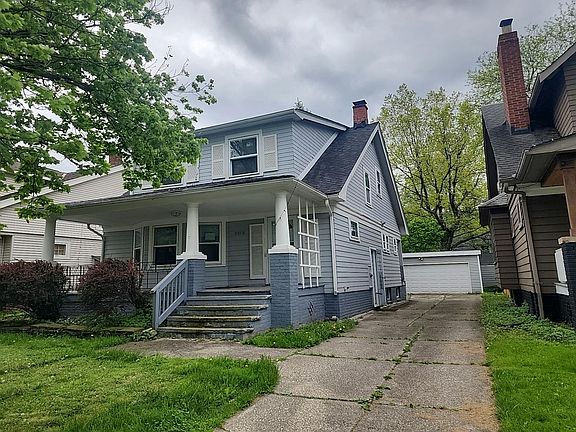 2nd image of 3808 Summit Park Rd