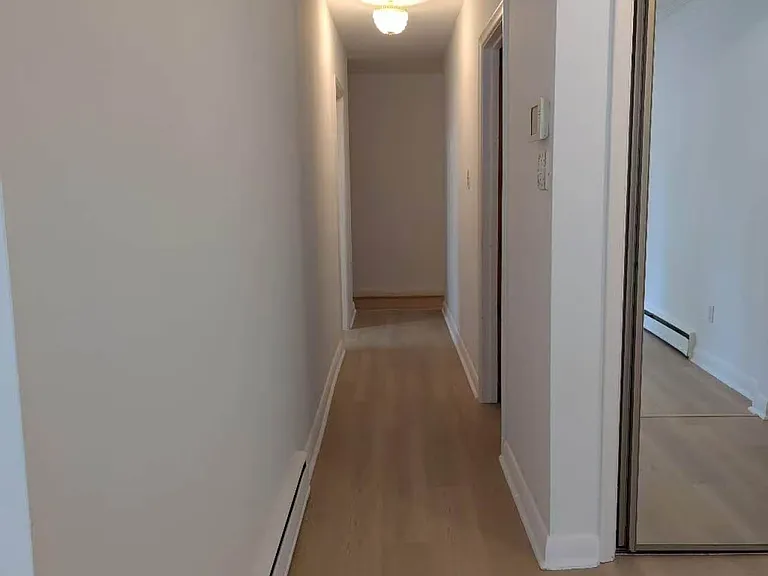 10 Millgate Cres — Photo 4