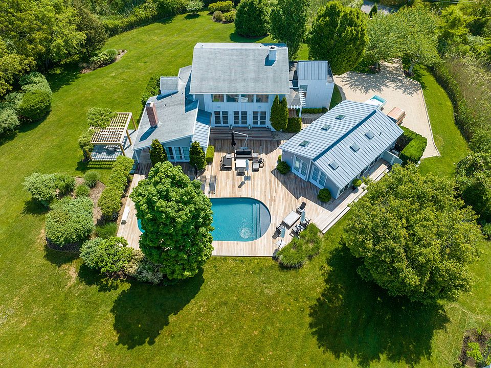 35 Edgemere Dr, Southampton, NY 11968 Zillow