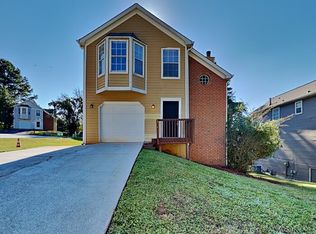828 Ashley Ln, Stone Mountain, GA 30087