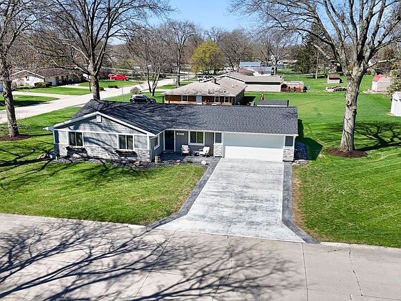 2nd image of 6511 Allenwood Dr