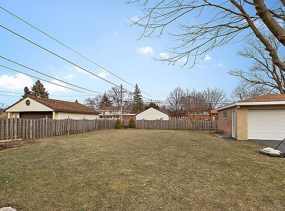 5th image of 12747 S Oak Park Ave