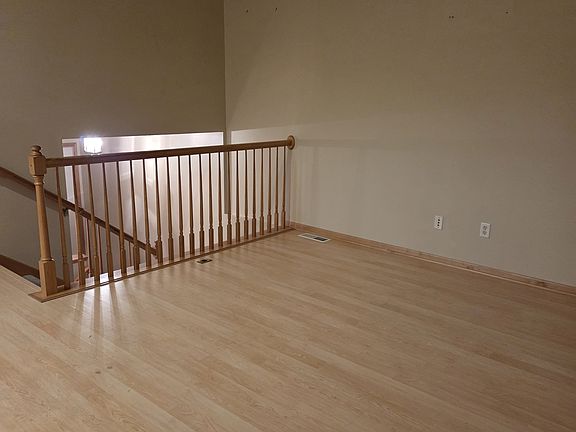 2nd image of 10684 Ironwood Pkwy