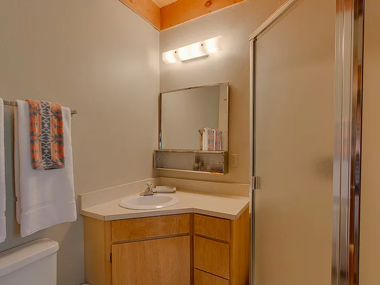 760 Rawhide Dr — Photo 8