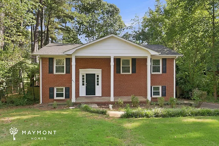 4 bed, 2.0 bath, 2197 sqft, $2,195 — Photo 1