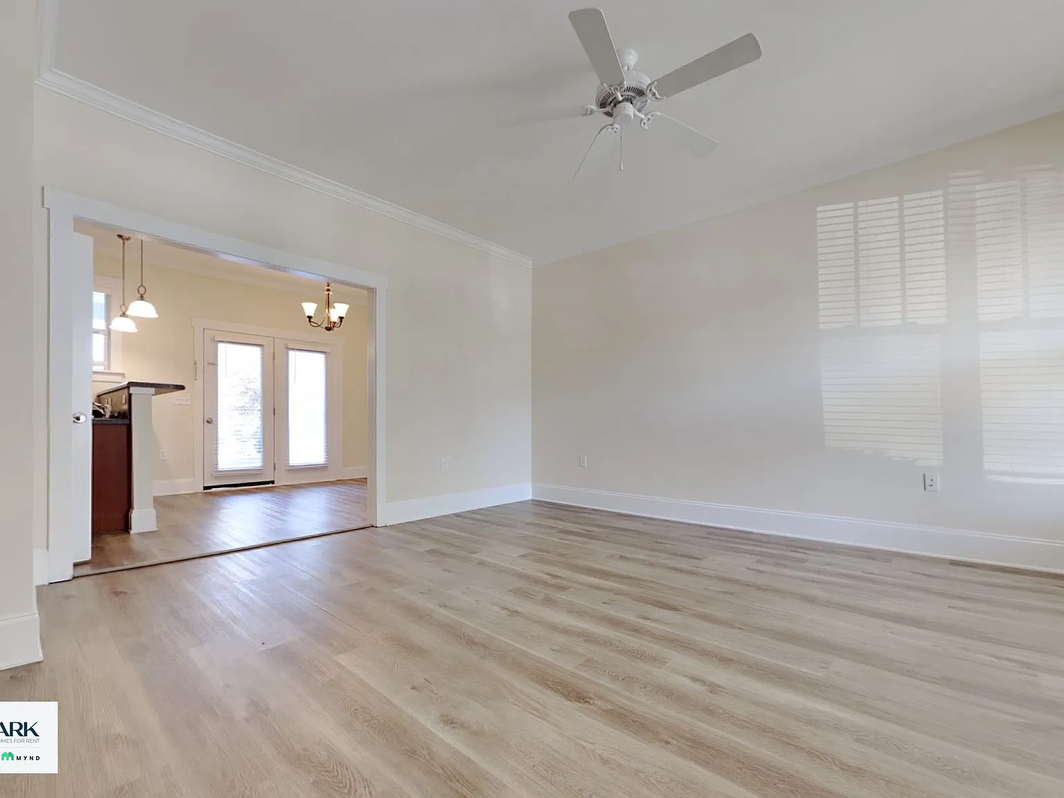 3 bed, 2.5 bath, 1618 sqft, $1,590 — Photo 3