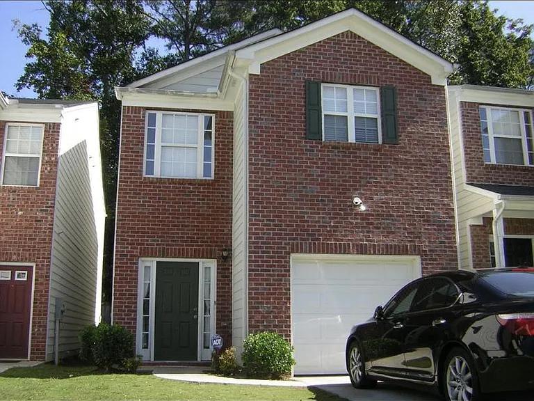 5082 Windsor Forrest Ln — Photo 1