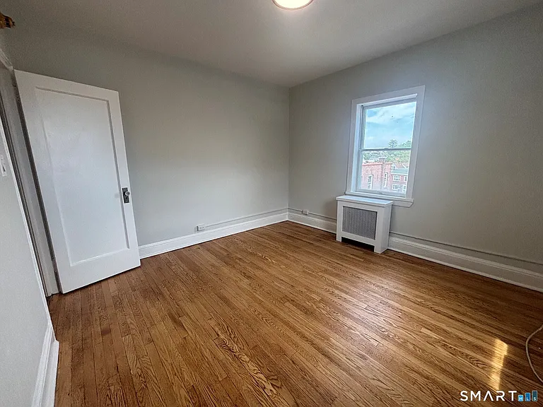 271 Greenwich Ave #2-D — Photo 7