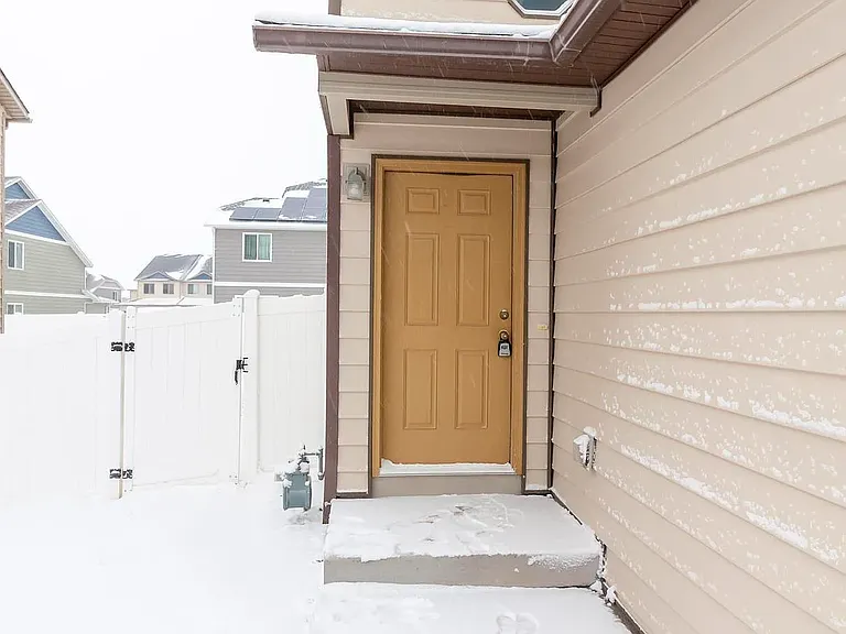 3816 Saddle Ridge Trl — Photo 11