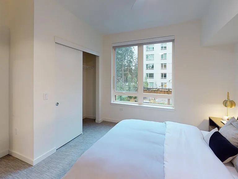 Nightingale Apartments — Photo 36