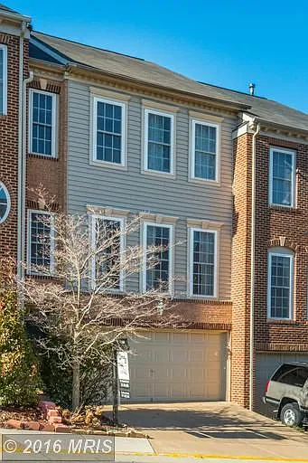 9108 Ayden Ln #9108 — Photo 13