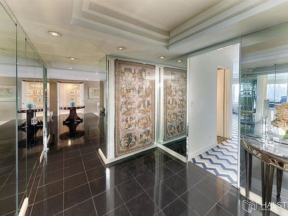 4th image of 1084 2nd Ave #46G