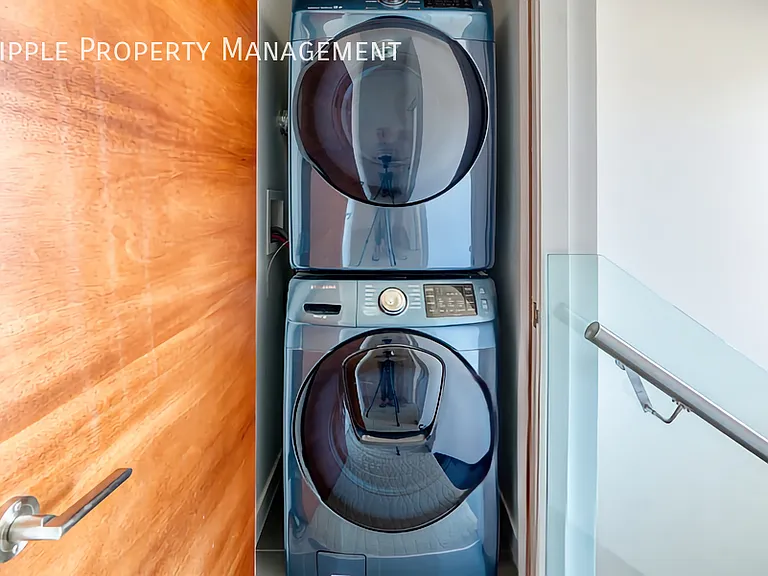 1530 Bayside Ave SW #303 — Photo 14