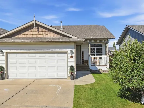 14 S Wilkinson Cir, Sylvan Lake, AB T4S 2N7
