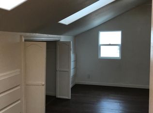 416 1/2 Chestnut Ave, Long Beach, CA 90802