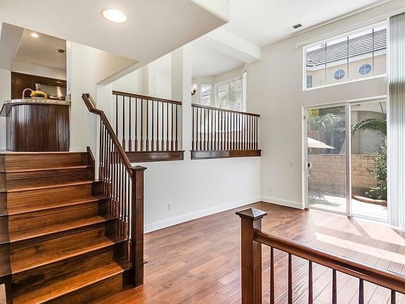5th image of 2889 Plaza Del Amo Unit 121