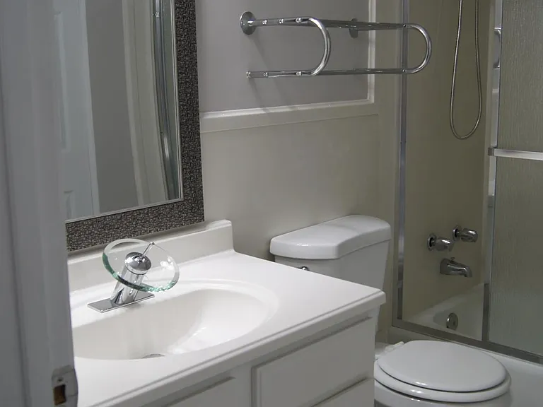 422 N Clay Ave — Photo 16