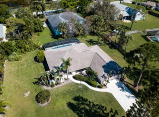 3115 NE Loquat Ln, Jensen Beach, FL 34957