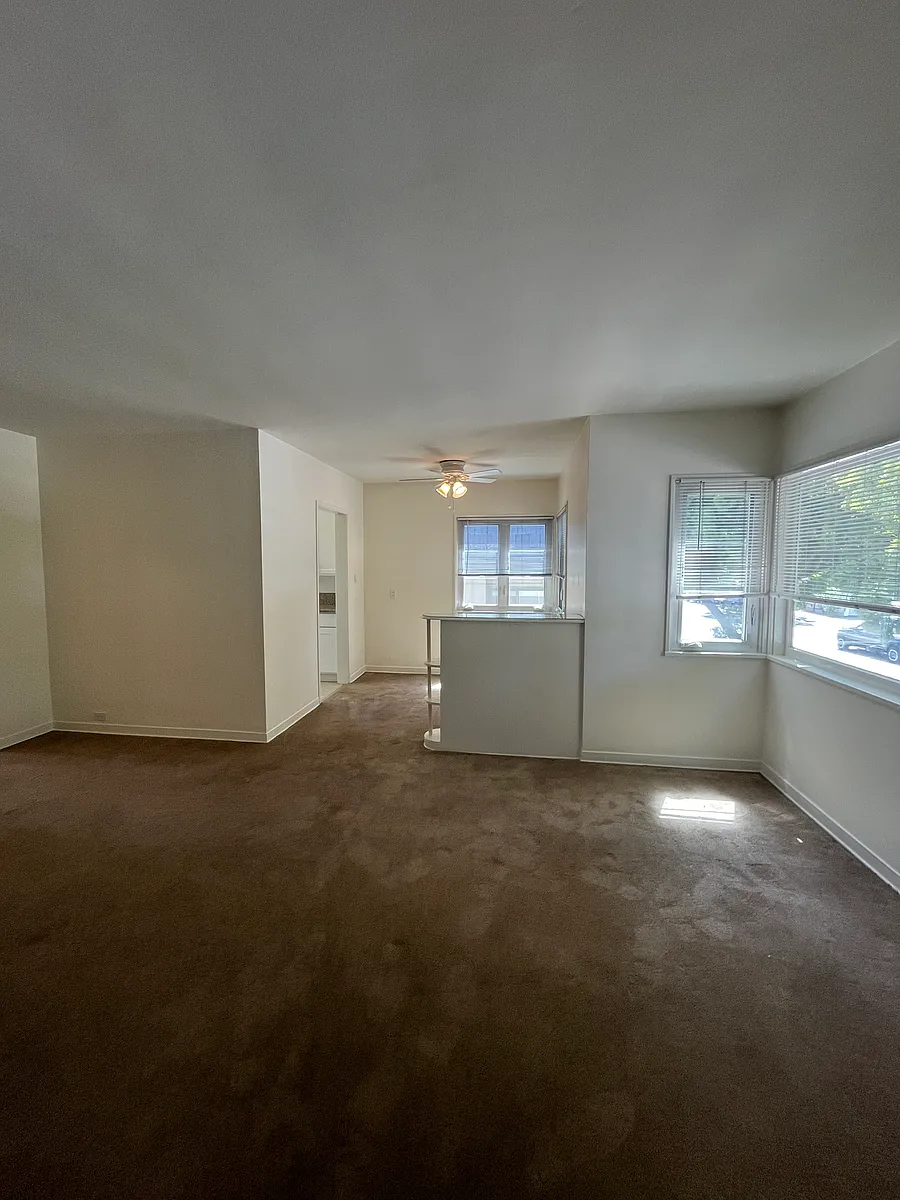 Building Photo - 1826 Montana Ave #C