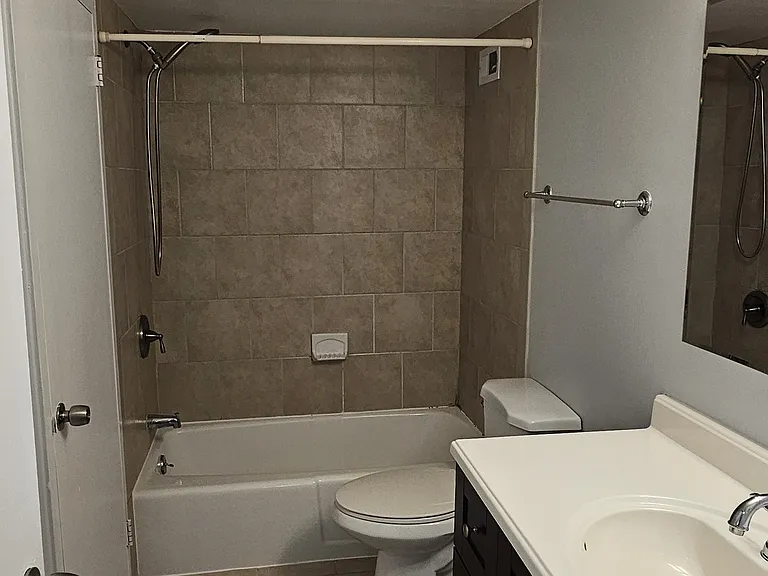 5225 Pooks Hill Rd #1303S — Photo 3