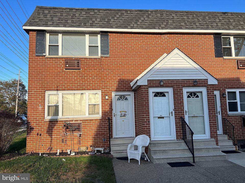 2nd image of 230 E Evesham Rd APT B1