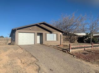 115 Darlene Rd SE, Rio Rancho, NM 87124