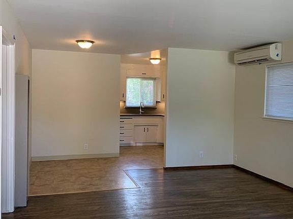 5th image of 2999 Van Sansul Ave #3