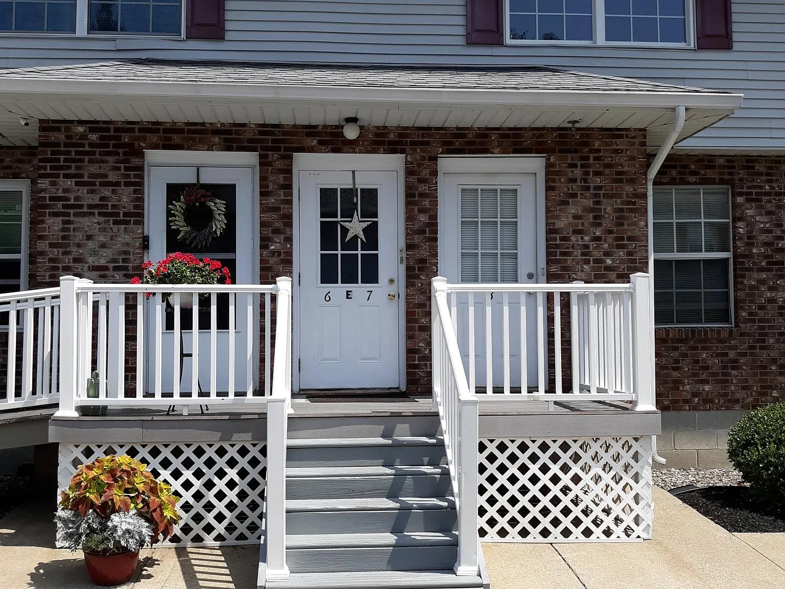 25 Pine Ln — Photo 2
