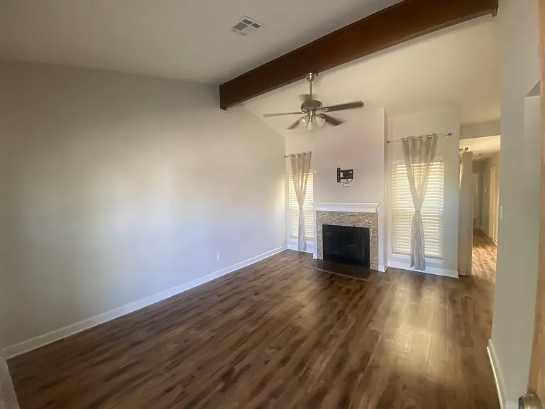 210 Long Plantation Blvd #V — Photo 1